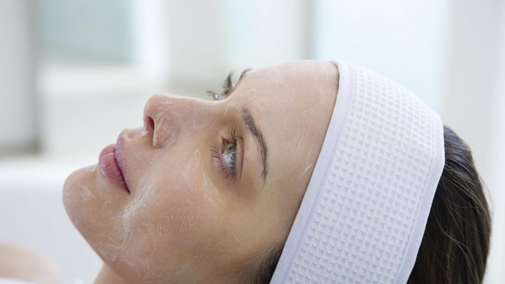Is A Chemical Peel Worth It? Know From the Experts!